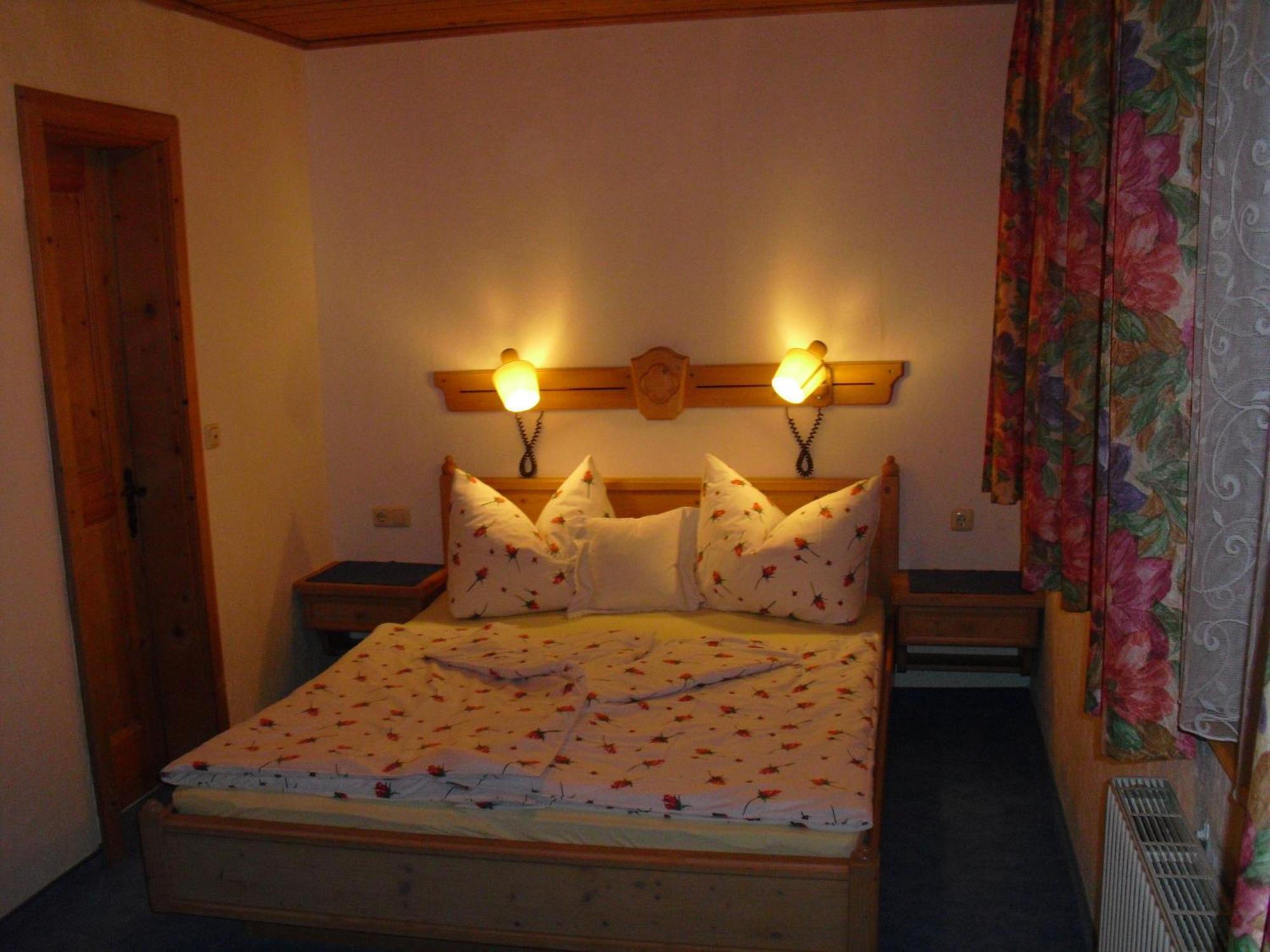 Ferienhaus Lechtaler Alpen Бах Экстерьер фото