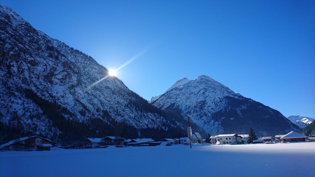 Ferienhaus Lechtaler Alpen Бах Экстерьер фото